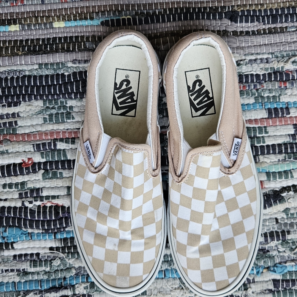 EUC Pink and white Vans
